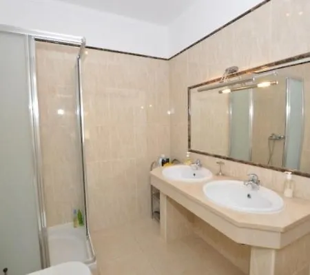 Villa Vale Do Garrao Sleeps 8 Pool Air Con Wifi
